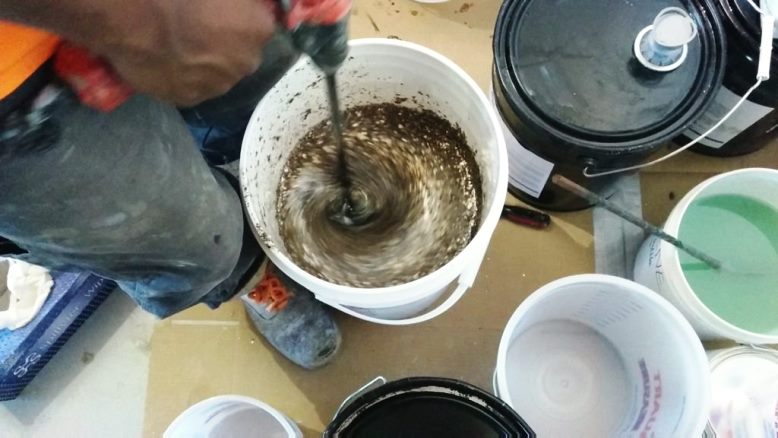 Cara Menggunakan Epoxy Resin untuk Lantai Industri